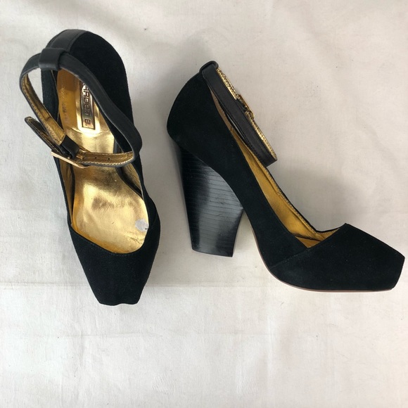 Arden B Shoes - Arden B 6.5 Suede Heels Ankle Strap EUC Black